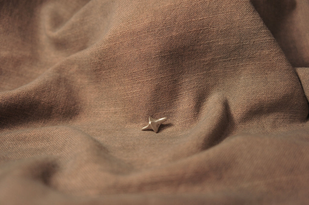Brooch bead